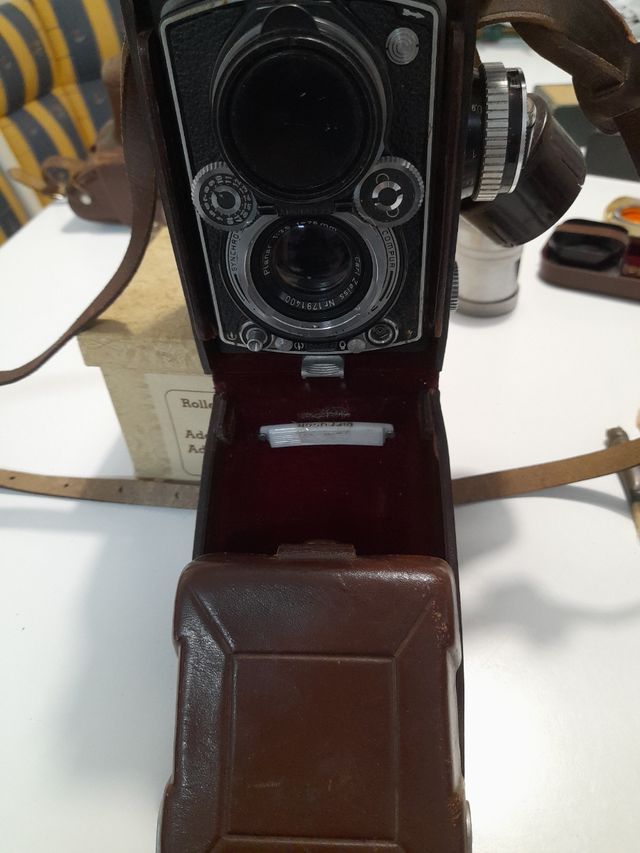 Magnifica fotocamera Rolleiflex