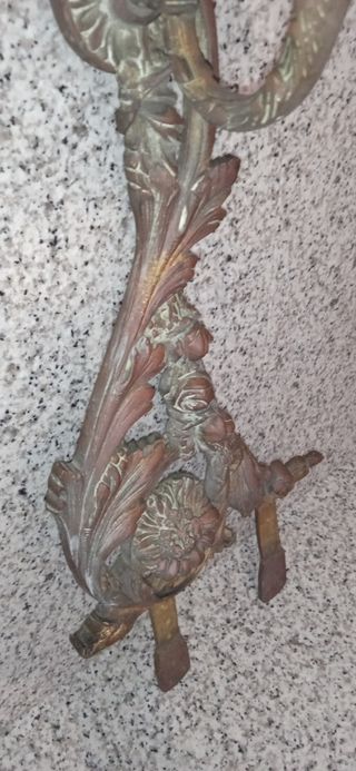 Aplique adorno candelabro.