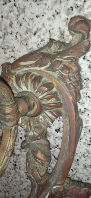 Aplique adorno candelabro.