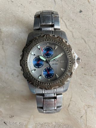 Reloj Lotus