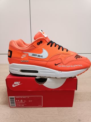 NIKE AIR MAX 1