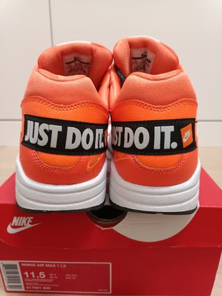NIKE AIR MAX 1