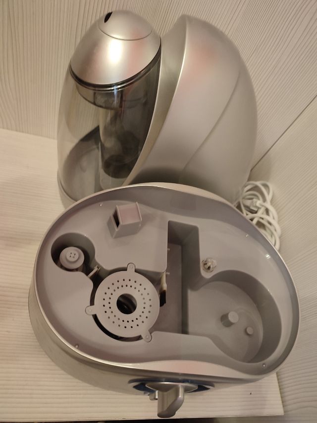 Humidificador medisana gris. UHW 450 ml