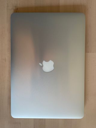 MacBook Air i5 como nuevo