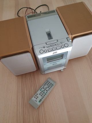 Equipo de música compacto