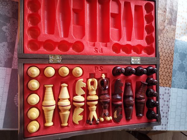 ajedrez de madera abierto 40x40 cm