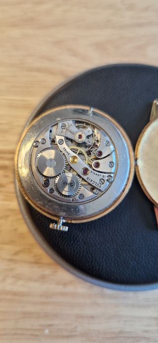 Orologio meccanico Vulcain in oro 18k