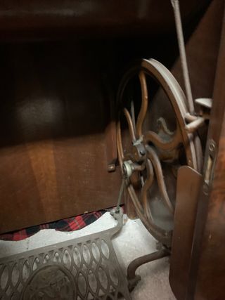 Maquina de coser WERTHEIM