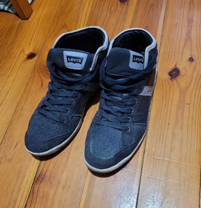 Botas Levis