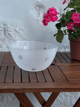 Taça em vidro gravada,pintada.
