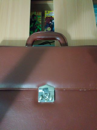 Maletin de cuero