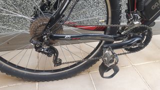 bicicleta transformada a eléctrica