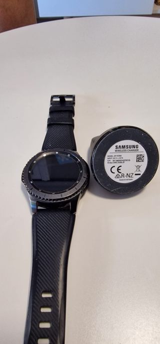 Reloj samsung galaxy gearfrontier s3 con cargador