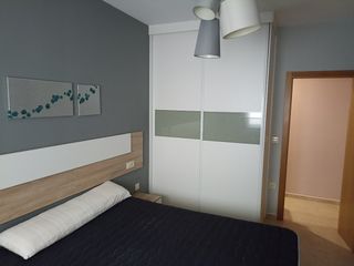 Piso en alquiler Reyes Católicos 84 Villar