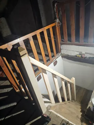 Trabajos en piedra y madera