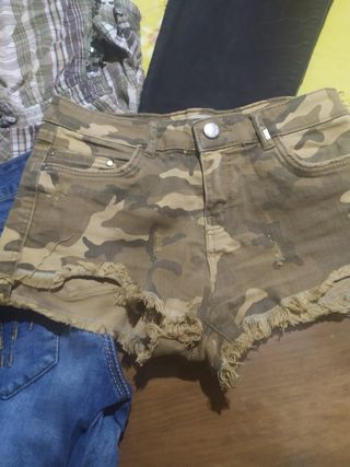lote de ropa de marca cinco euros