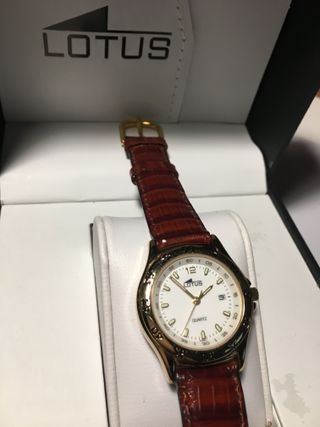 Reloj Lotus
