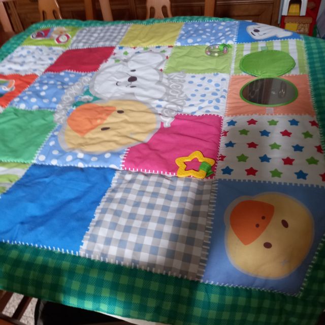 Manta infantil de juegos