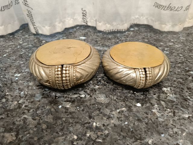 2 braccialetti indiani originali in ottone