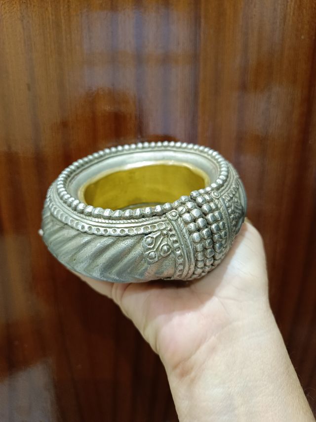 2 braccialetti indiani originali in ottone