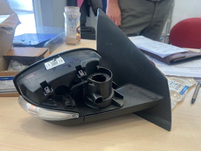 retrovisor derecho ford ka 2016/...