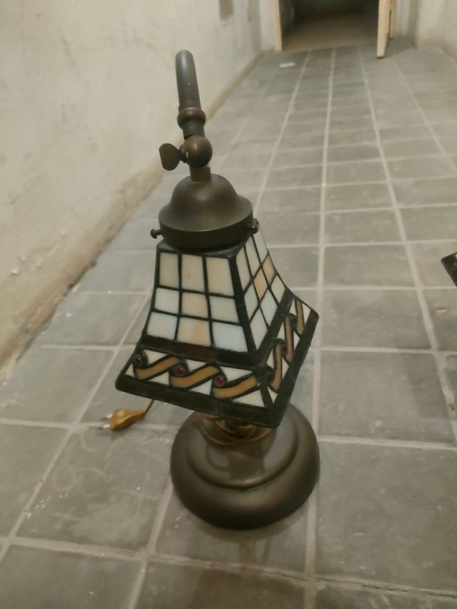 2 Lampara sobremesa Tiffany de una luz