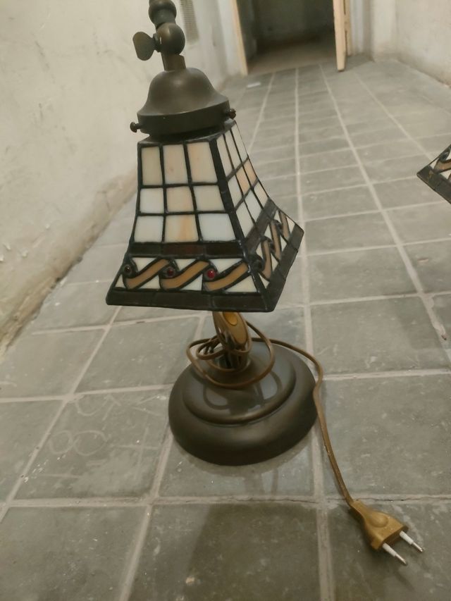 2 Lampara sobremesa Tiffany de una luz