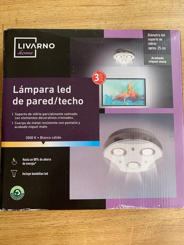 Lámpara de techo/pared.