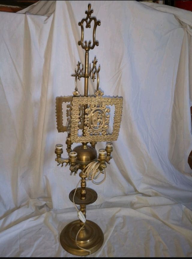 candela in bronzo antico