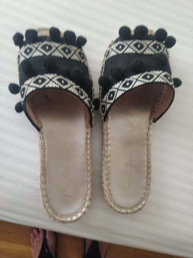 pretty Bailarinas, Mascaró