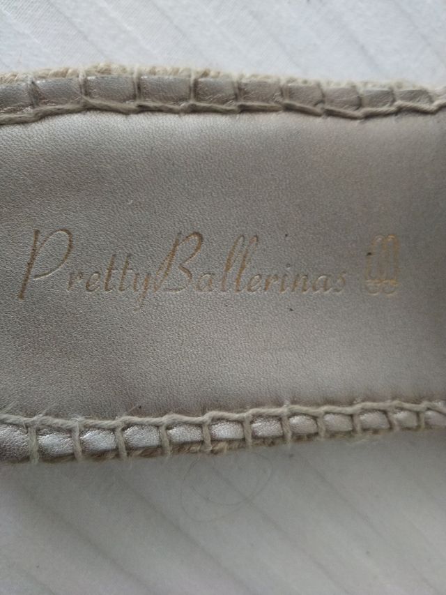 pretty Bailarinas, Mascaró