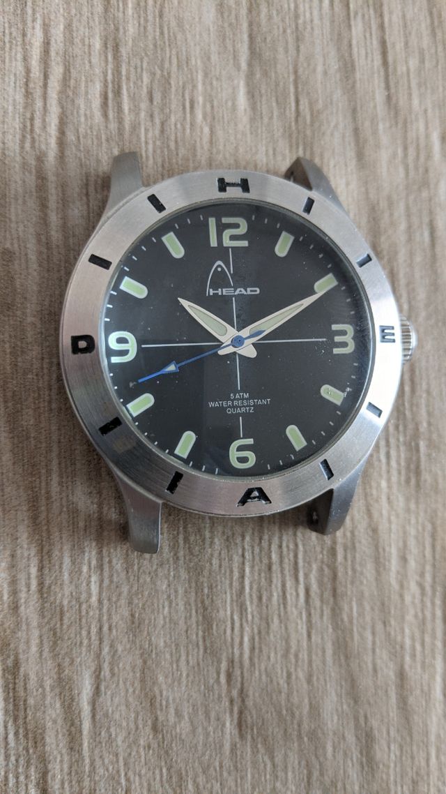 Reloj HEAD