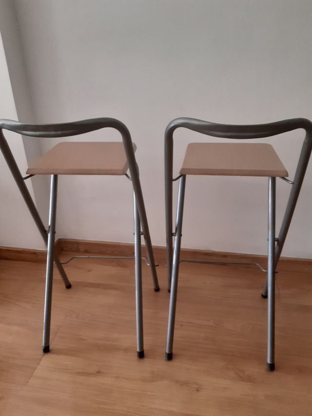2 Taburetes