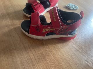 sandalias Spiderman
