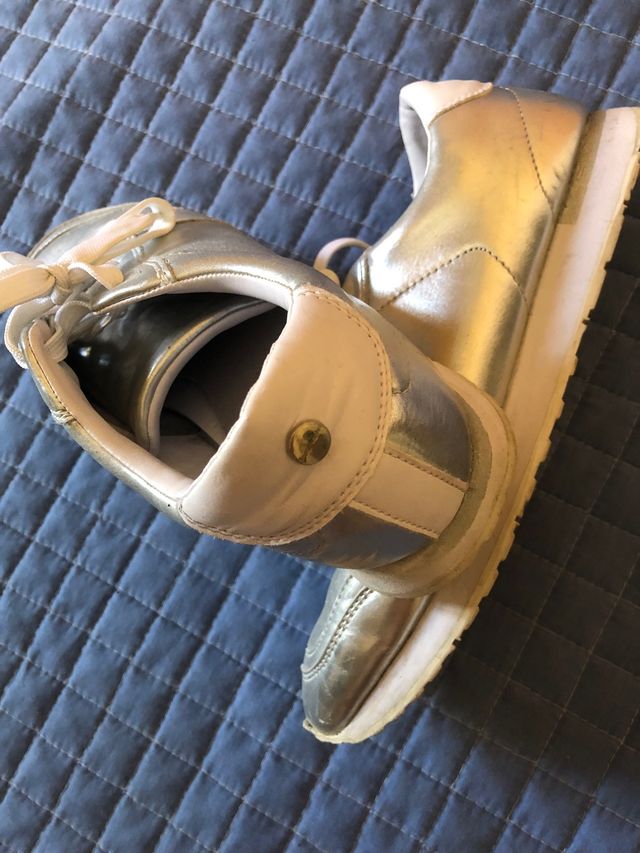 REGALO DEPORTIVAS N39 ESTRADIVARIUS