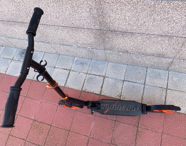 Patinete TIJUANA grande