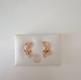Pendientes dorados chapados en oro con forma luna