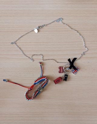 Colgante y pulsera