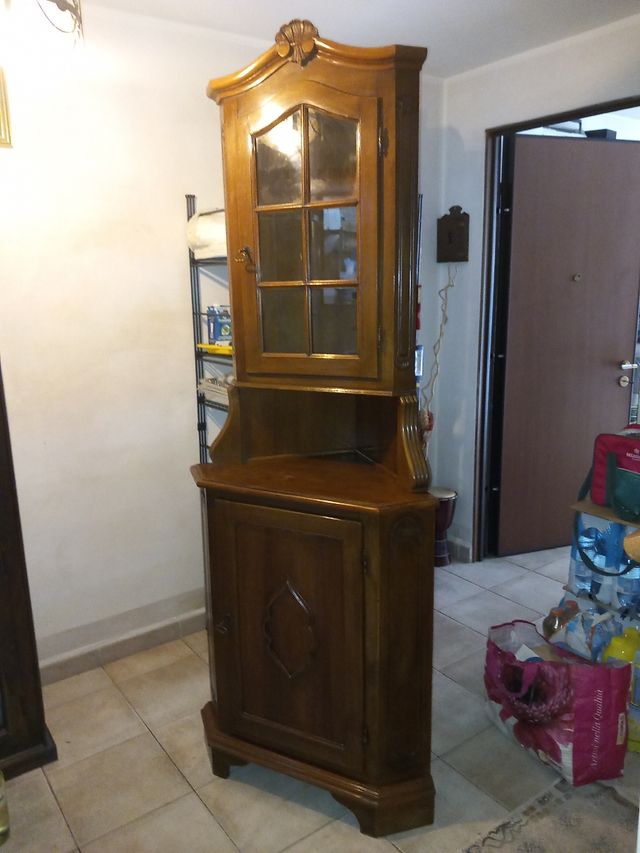 VETRINETTA AD ANGOLO