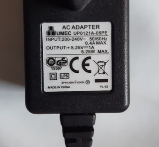 Due alimentatori più omaggio