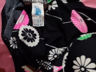 2 Bañadores en buen estado.