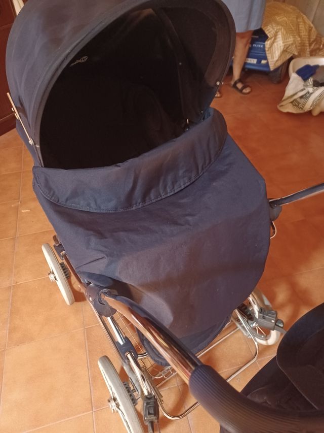 Conjunto carro,silla.Con regalos.