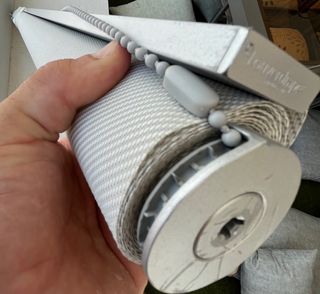 Estor / cortina enrollable