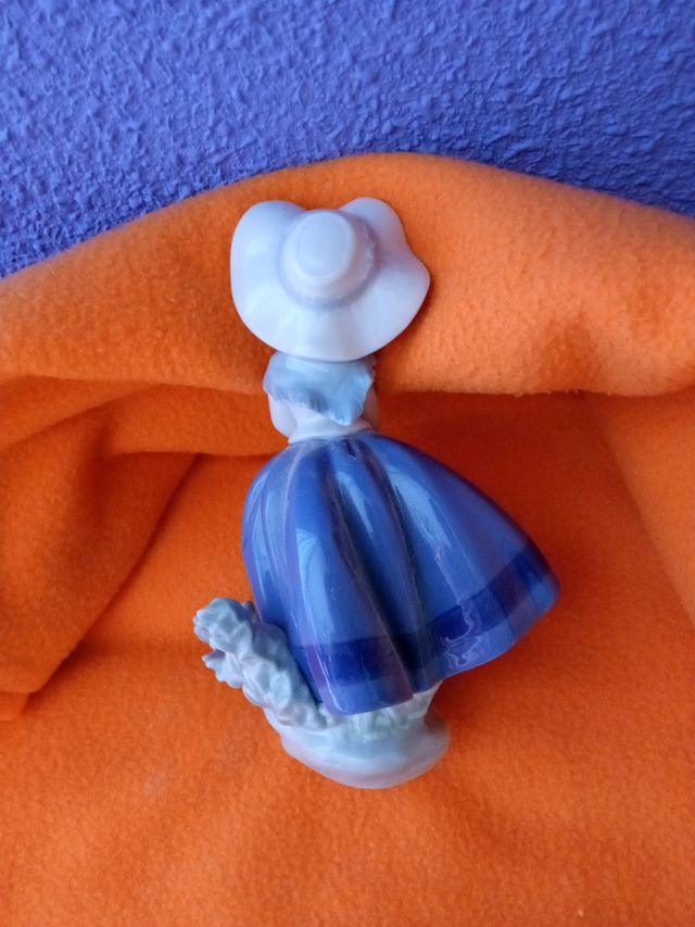 Lladro auténtico Mujer cesta de flores