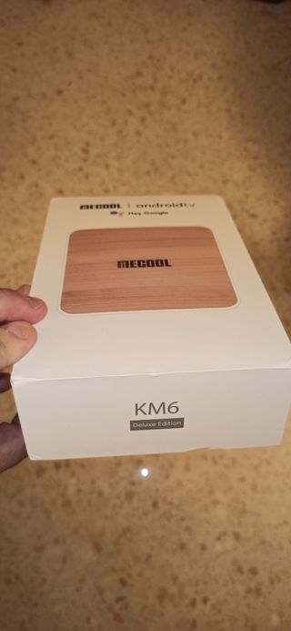  TV BOX MEECOOL KM6 DELUXE DE 64 GB.