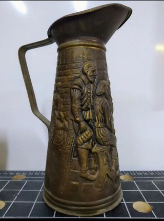 Lámparas y Jarrones.