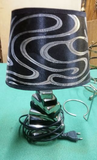 Lámparas y Jarrones.