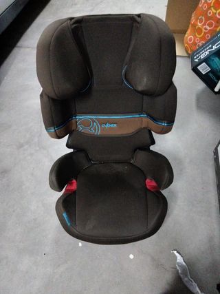 silla para coche marca Cybex como nueva