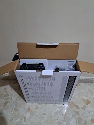 Ps4 slim 1TB final fantasy xv limited edition
