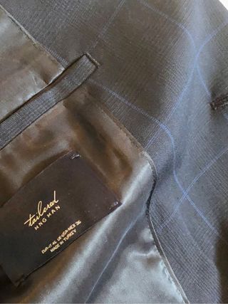 Traje azul marino cuadros Mango.